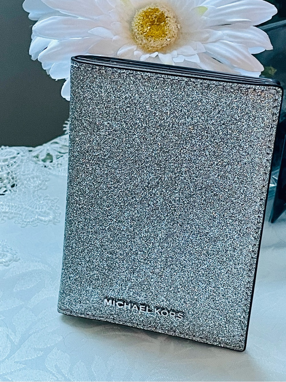 Michael Kors Jet Set ~ Silver sparkly, passport, travel documents, organizer✈️